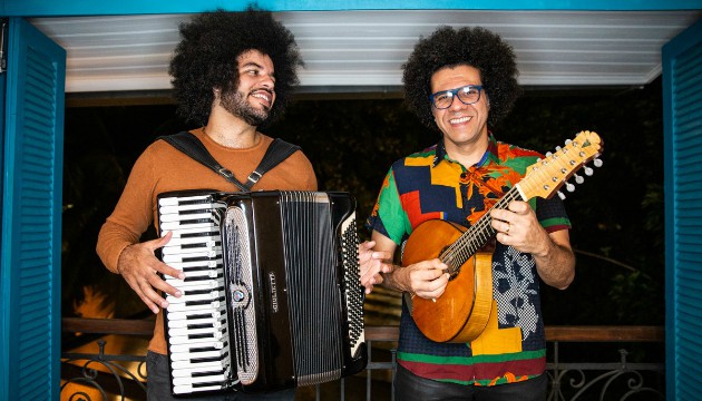 hamiltonholandaemestrinhoporrodrigosimasMB